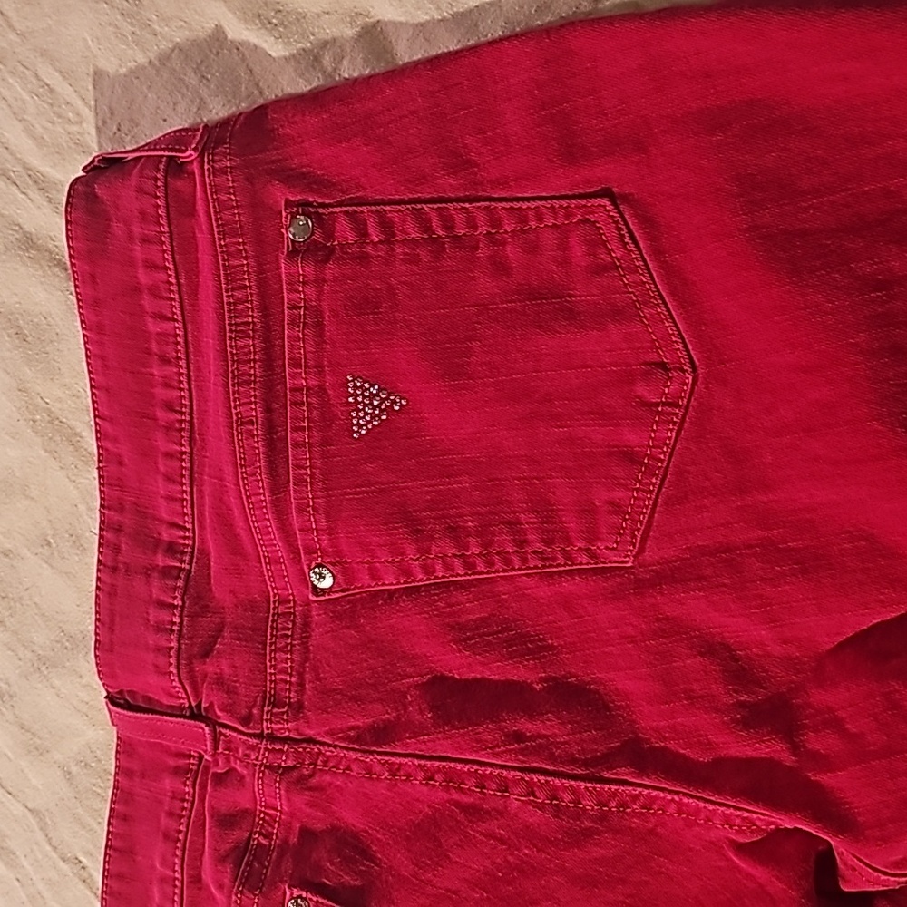 Woman's, Guess Jeans,  size 34 , color red - Picture 9 of 9